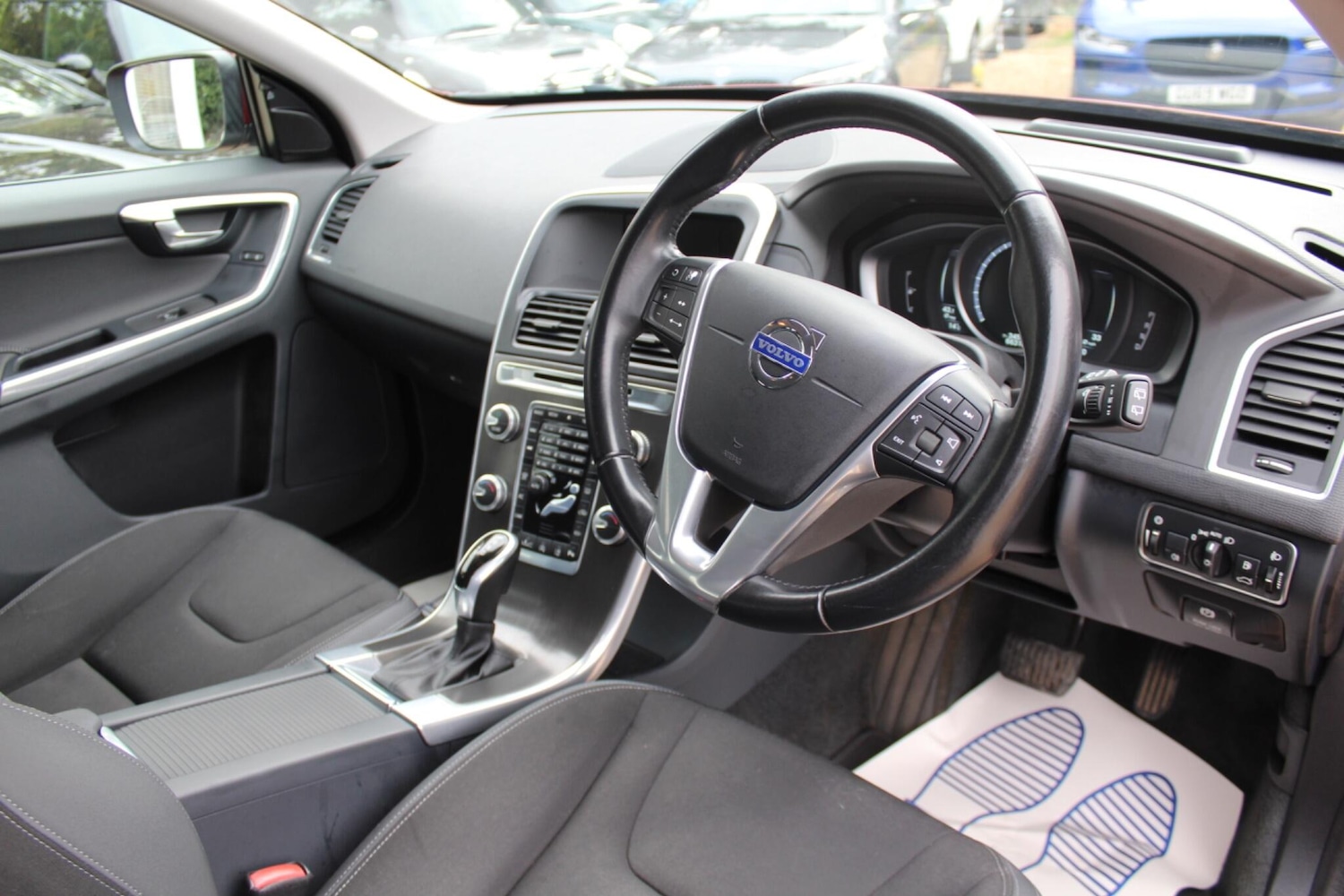 Used Volvo XC60 2014 for sale - 76200603: Photo 5