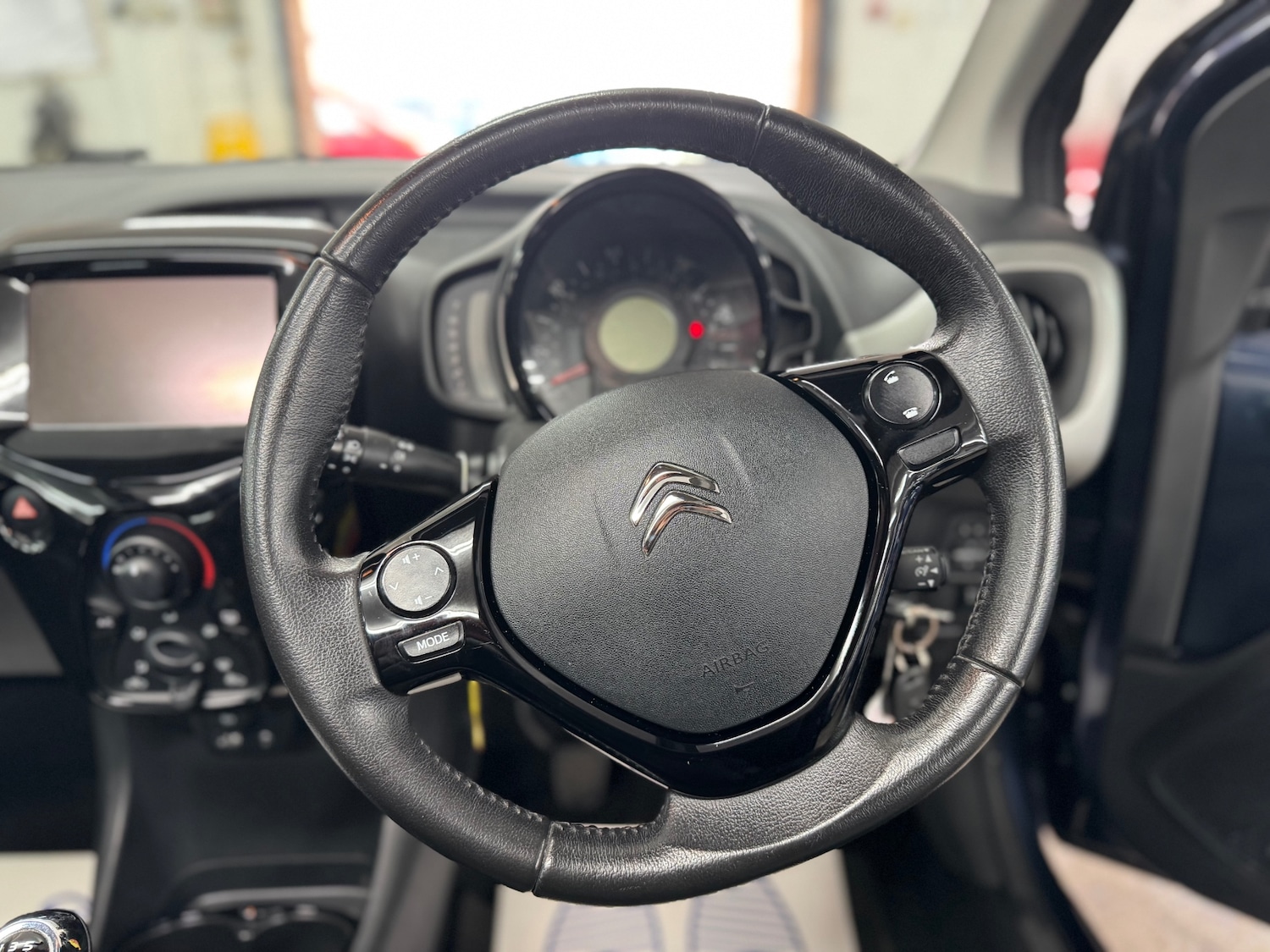 Used Citroen C1 2015 for sale - 76366369: Photo 8