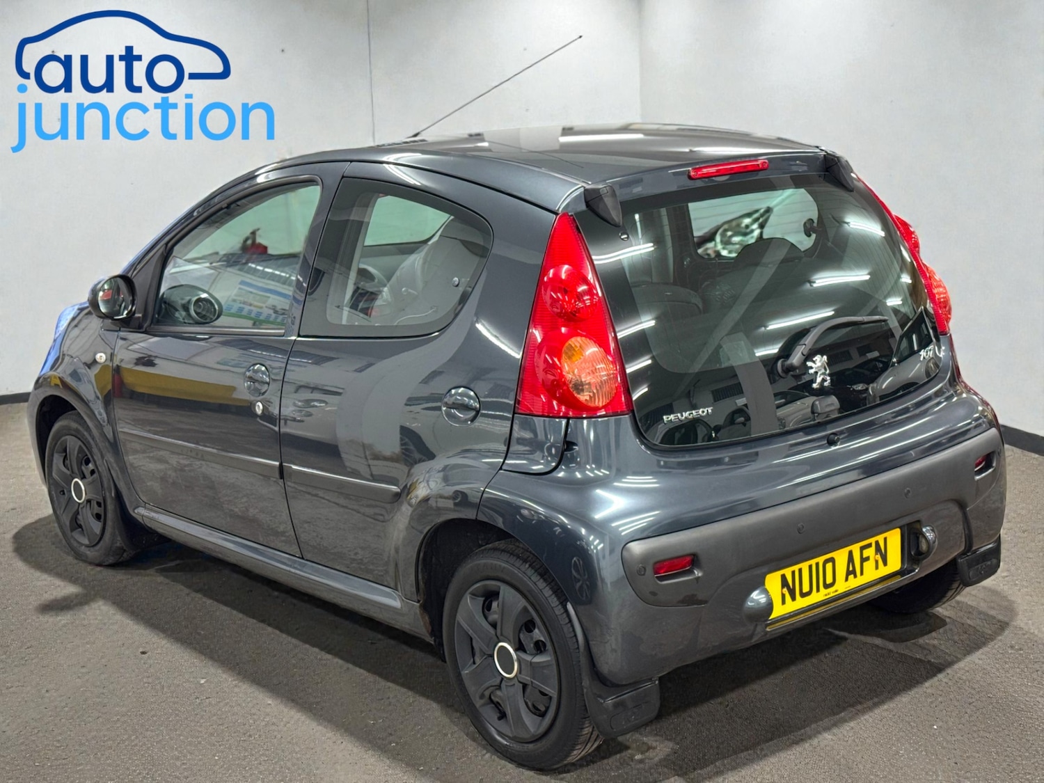 Used Peugeot 107 2010 for sale - 77160012: Photo 5