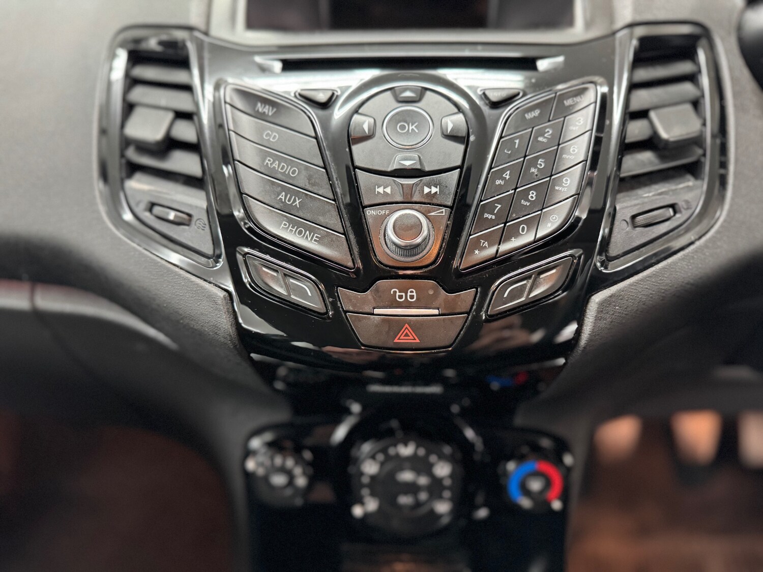 Used Ford Fiesta 2016 for sale - 78109329: Photo 11