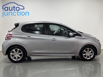 Used Peugeot 208 2013 for sale - 78756263: Photo