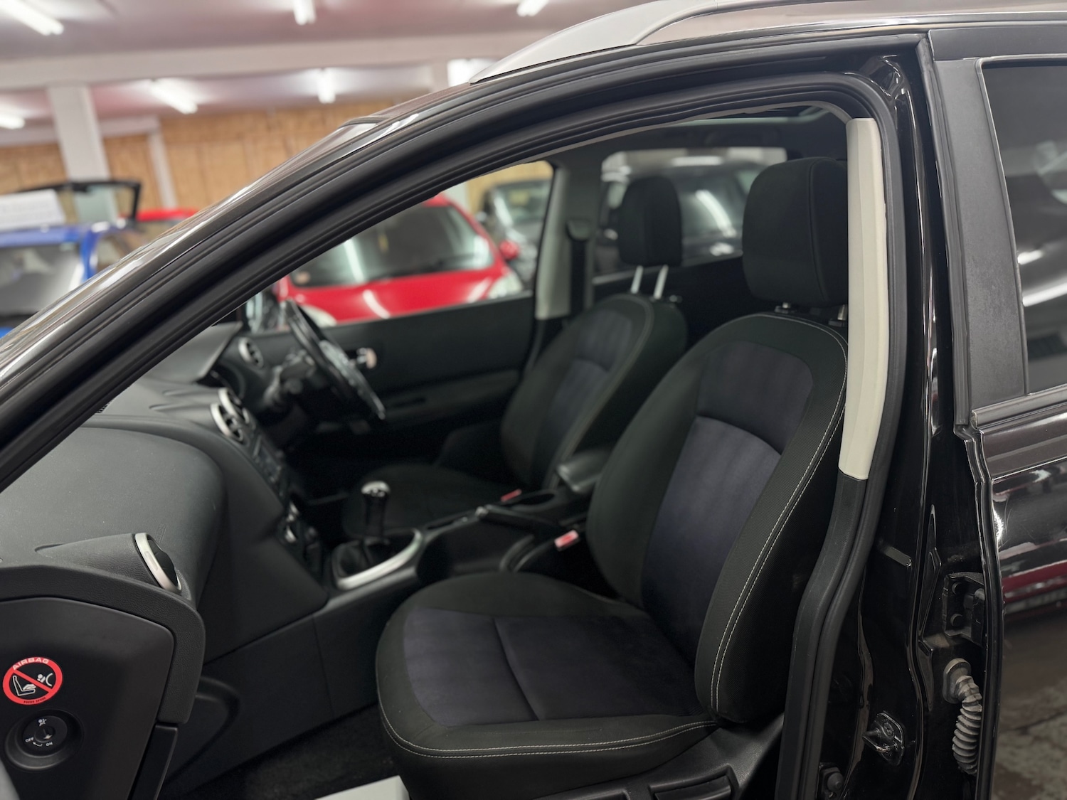 Used Nissan Qashqai 2013 for sale - 77766621: Photo 11