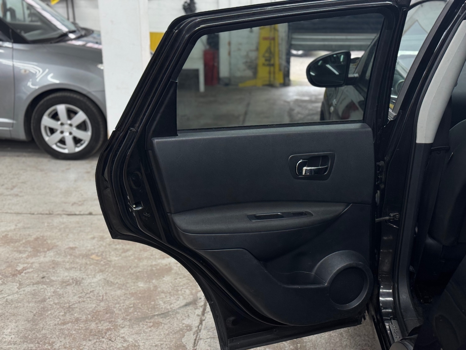 Used Nissan Qashqai 2013 for sale - 77766621: Photo 20