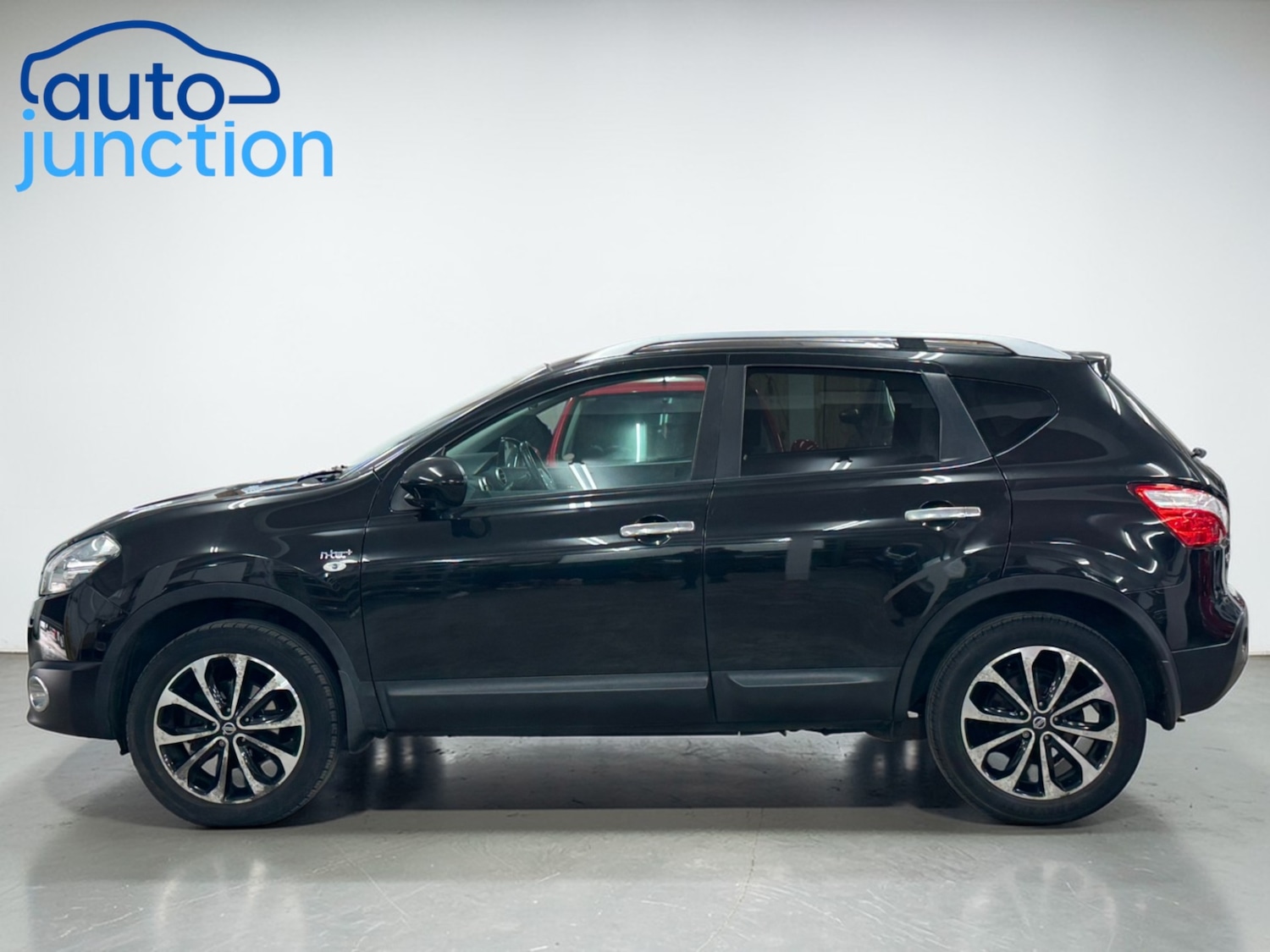 Used Nissan Qashqai 2013 for sale - 77766621: Photo 3