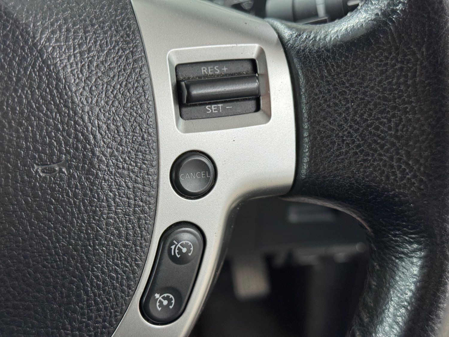 Used Nissan Qashqai 2010 for sale - 77220804: Photo 12