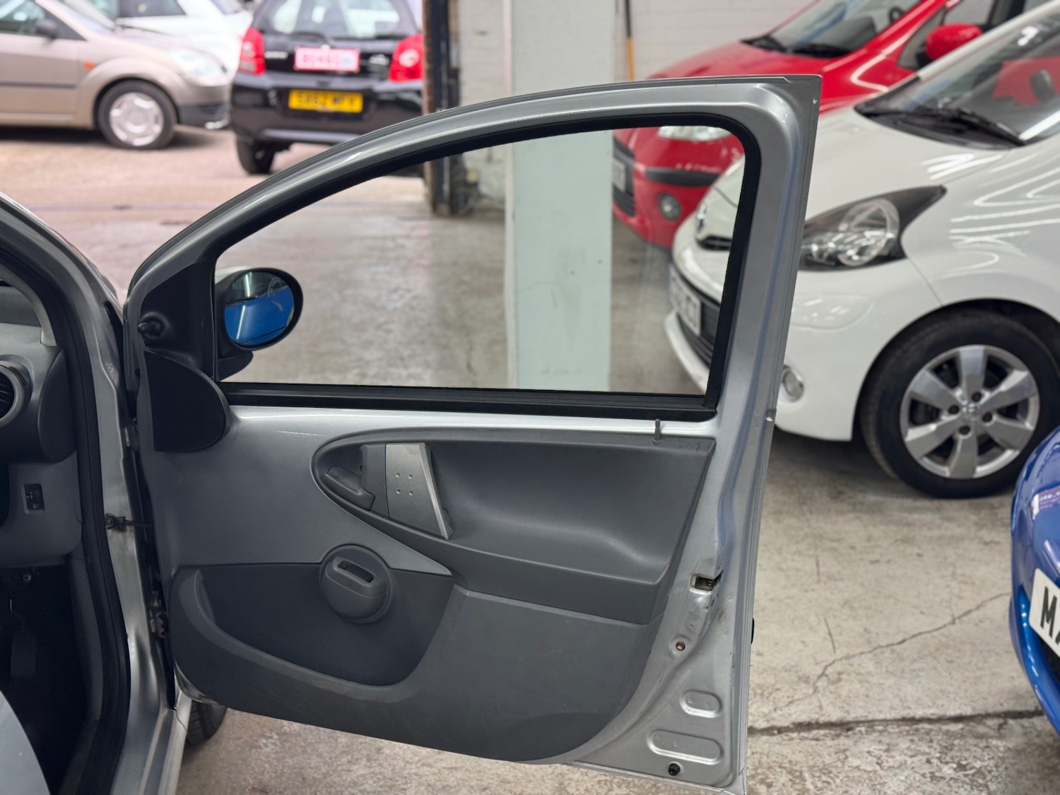 Used Peugeot 107 2011 for sale - 77448175: Photo 11