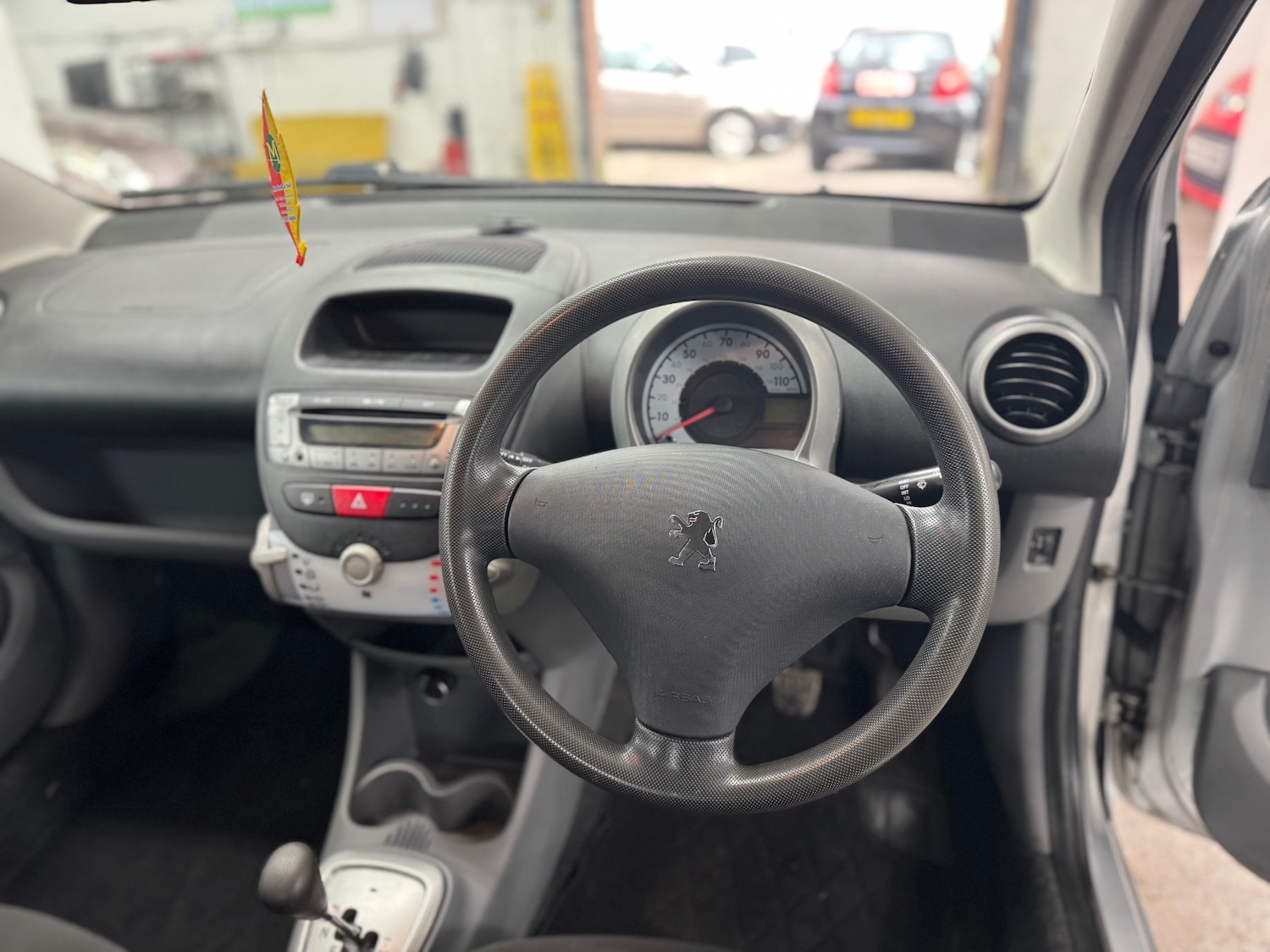 Used Peugeot 107 2011 for sale - 77448175: Photo 8