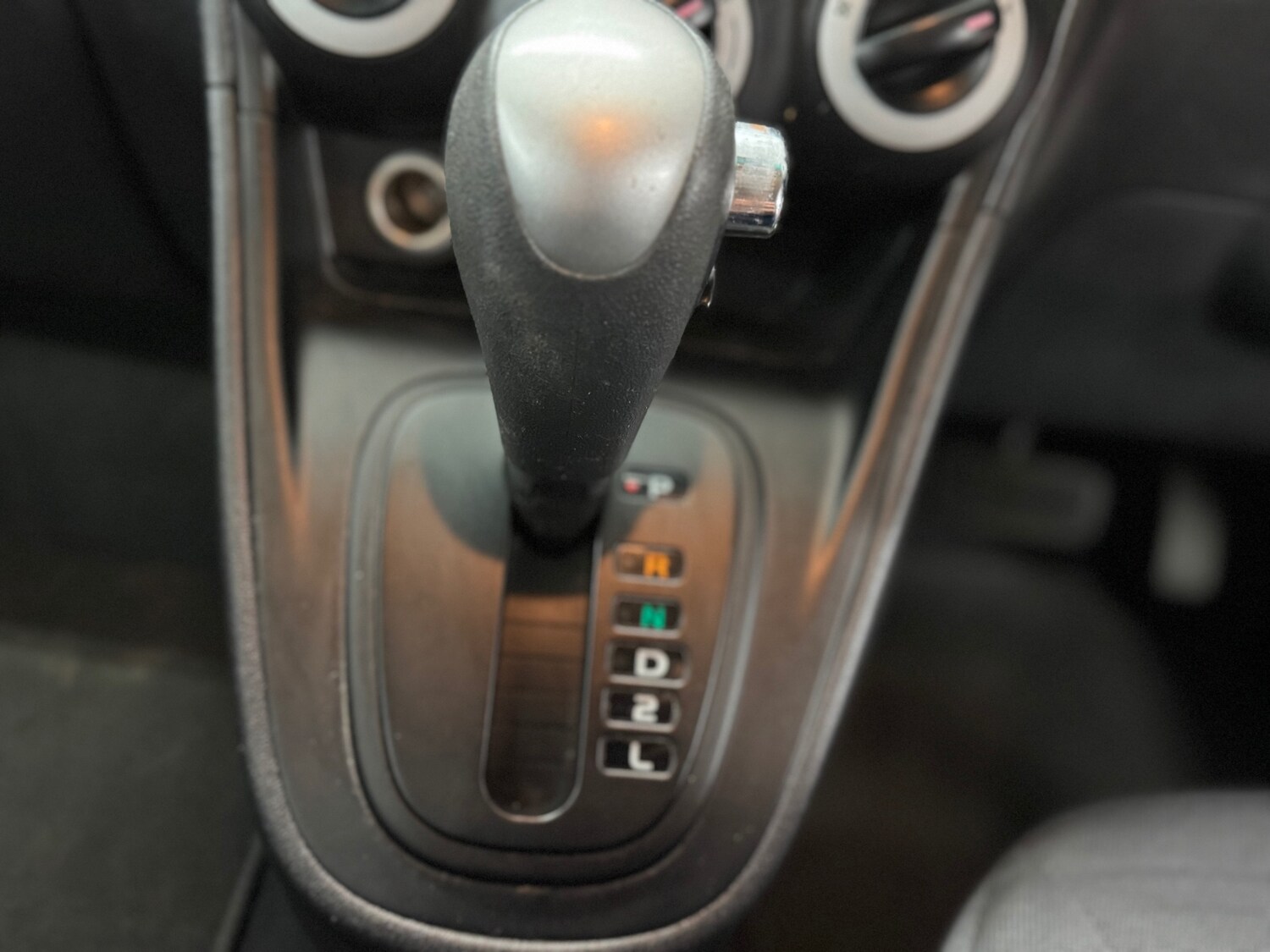 Used Hyundai i10 2009 for sale - 78015215: Photo 11