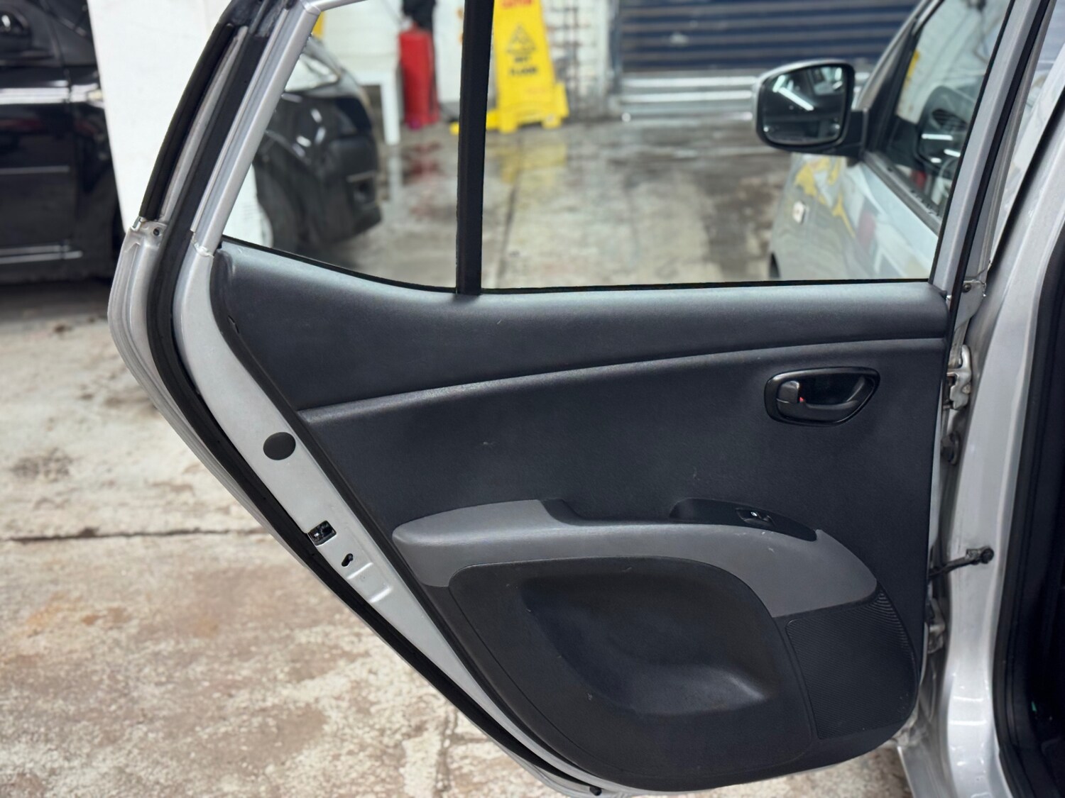 Used Hyundai i10 2009 for sale - 78015215: Photo 17