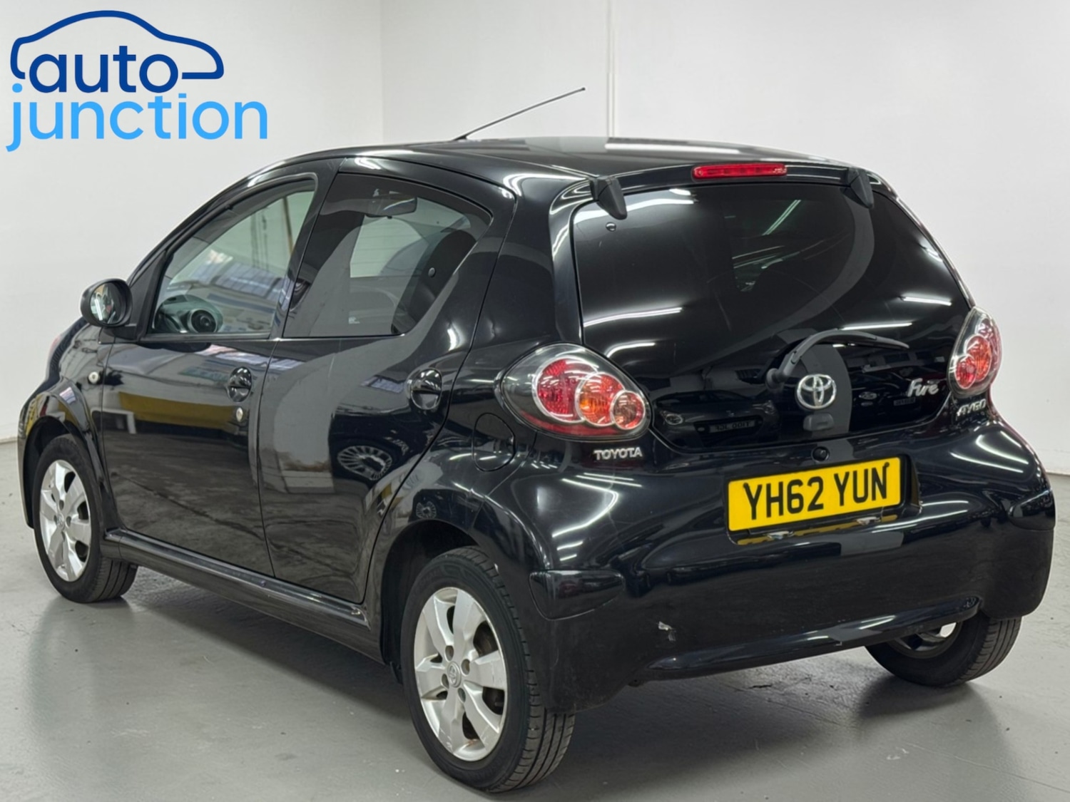 Used Toyota AYGO 2012 for sale - 77954504: Photo 5
