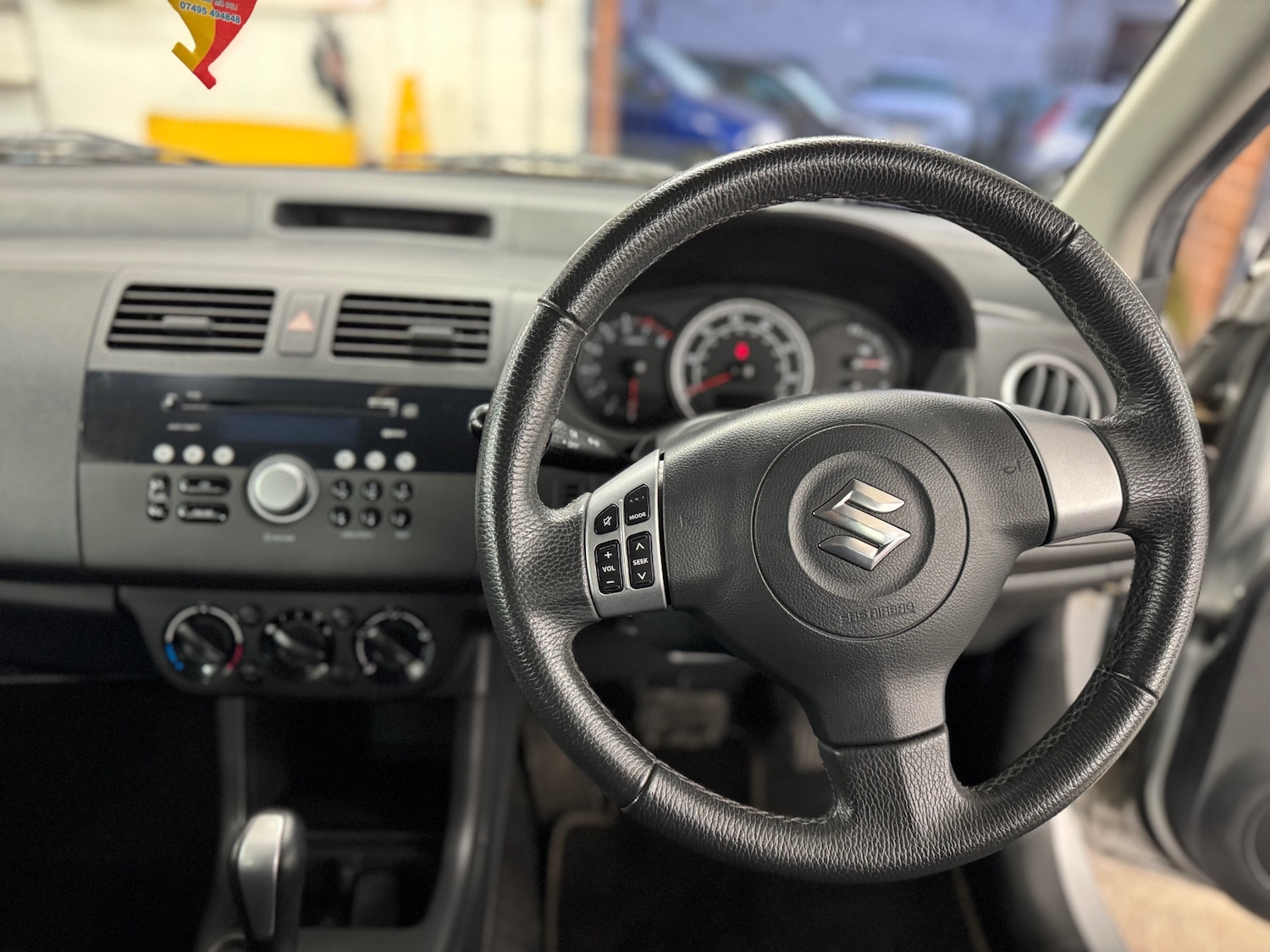 Used Suzuki Swift 2010 for sale - 76922417: Photo 10