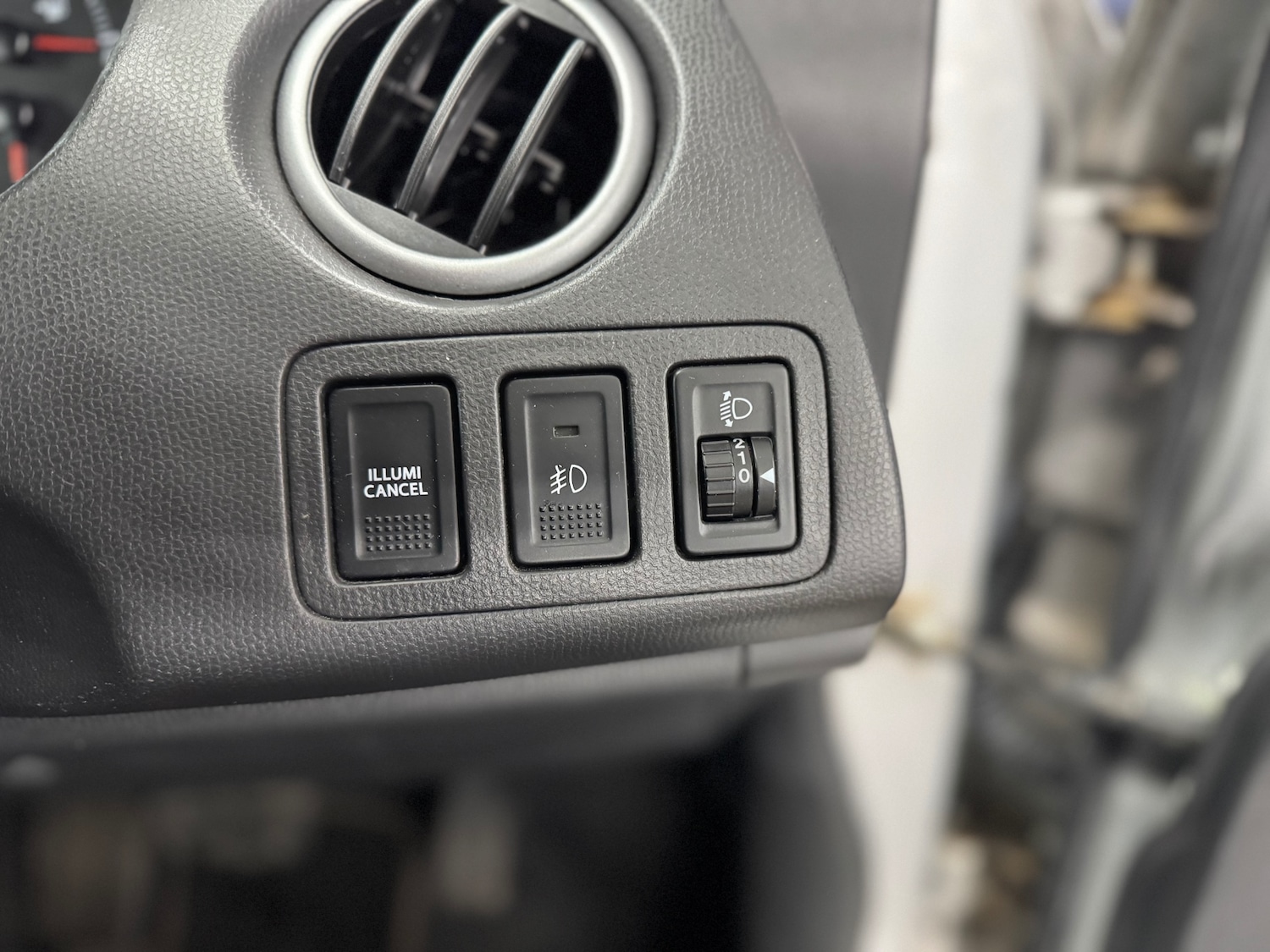 Used Suzuki Swift 2010 for sale - 76922417: Photo 12