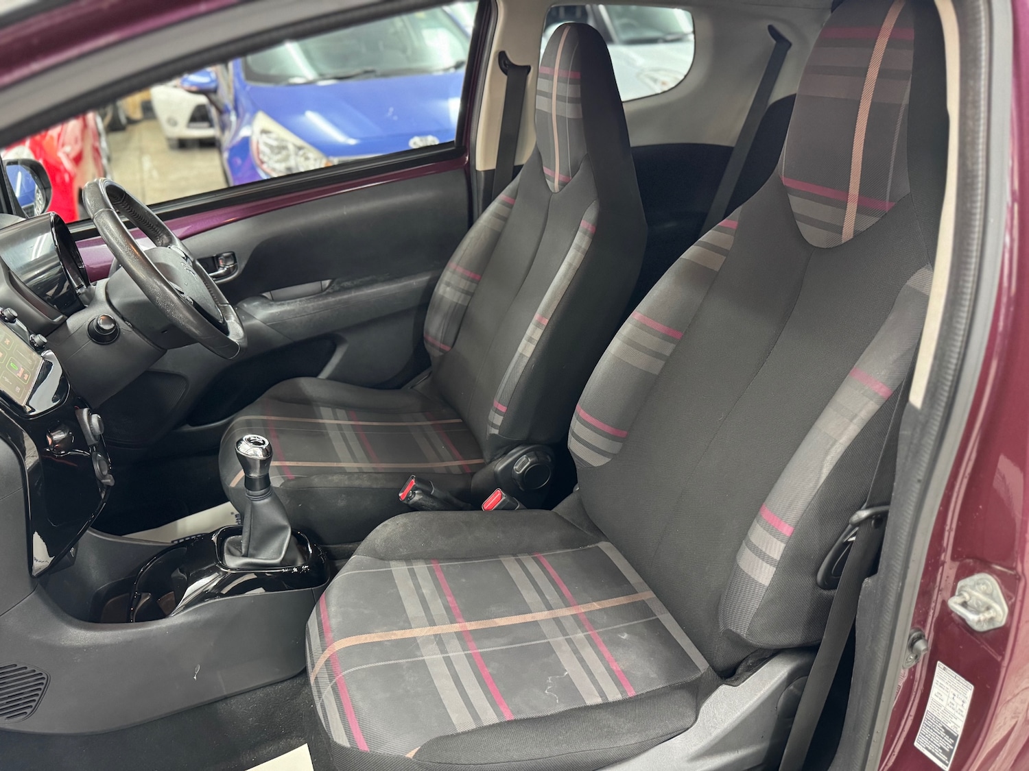 Used Peugeot 108 2014 for sale - 76388023: Photo 13