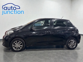 Used Toyota Yaris 2014 for sale - 78737035: Photo