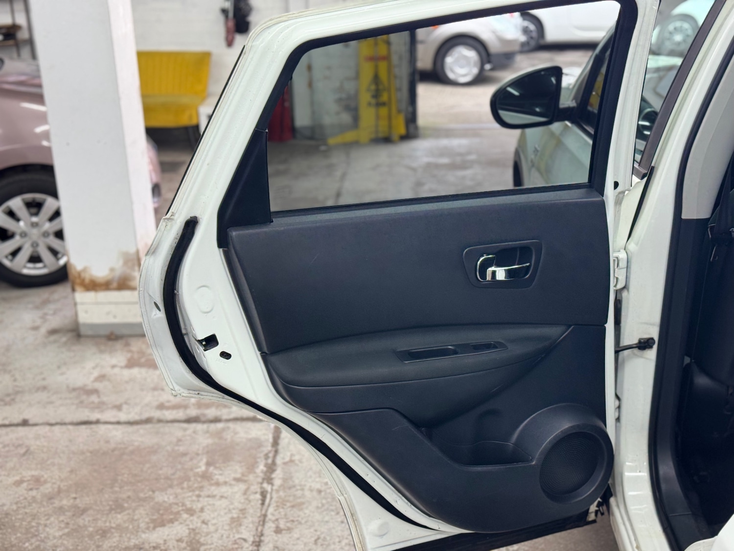 Used Nissan Qashqai 2012 for sale - 77447642: Photo 19