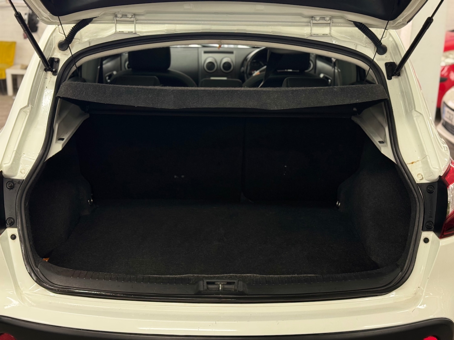 Used Nissan Qashqai 2012 for sale - 77447642: Photo 21