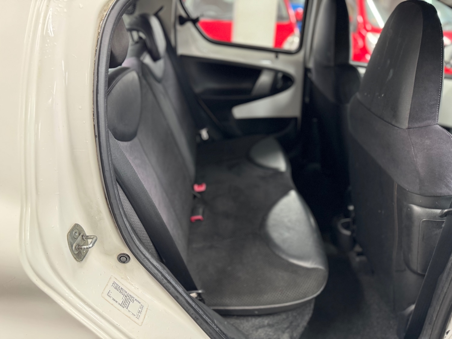 Used Toyota AYGO 2012 for sale - 77630746: Photo 14