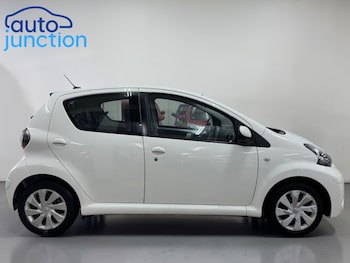 Used Toyota AYGO 2012 for sale - 77630746: Photo