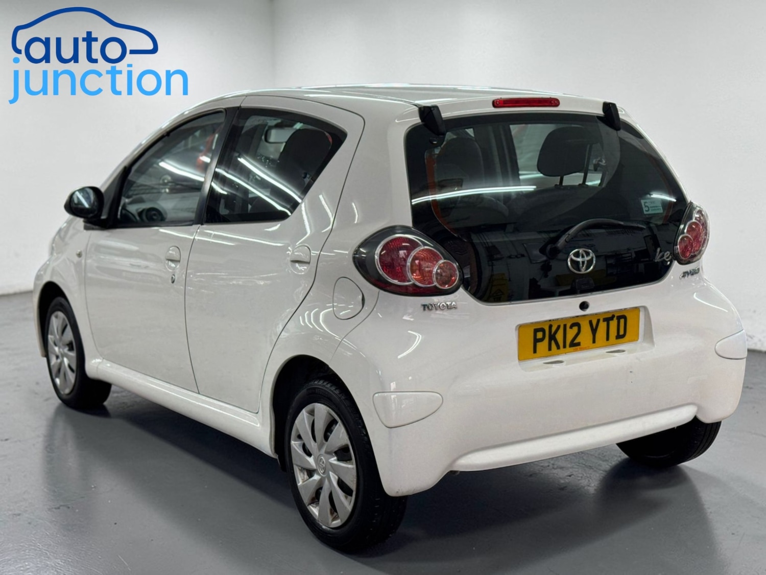 Used Toyota AYGO 2012 for sale - 77630746: Photo 5