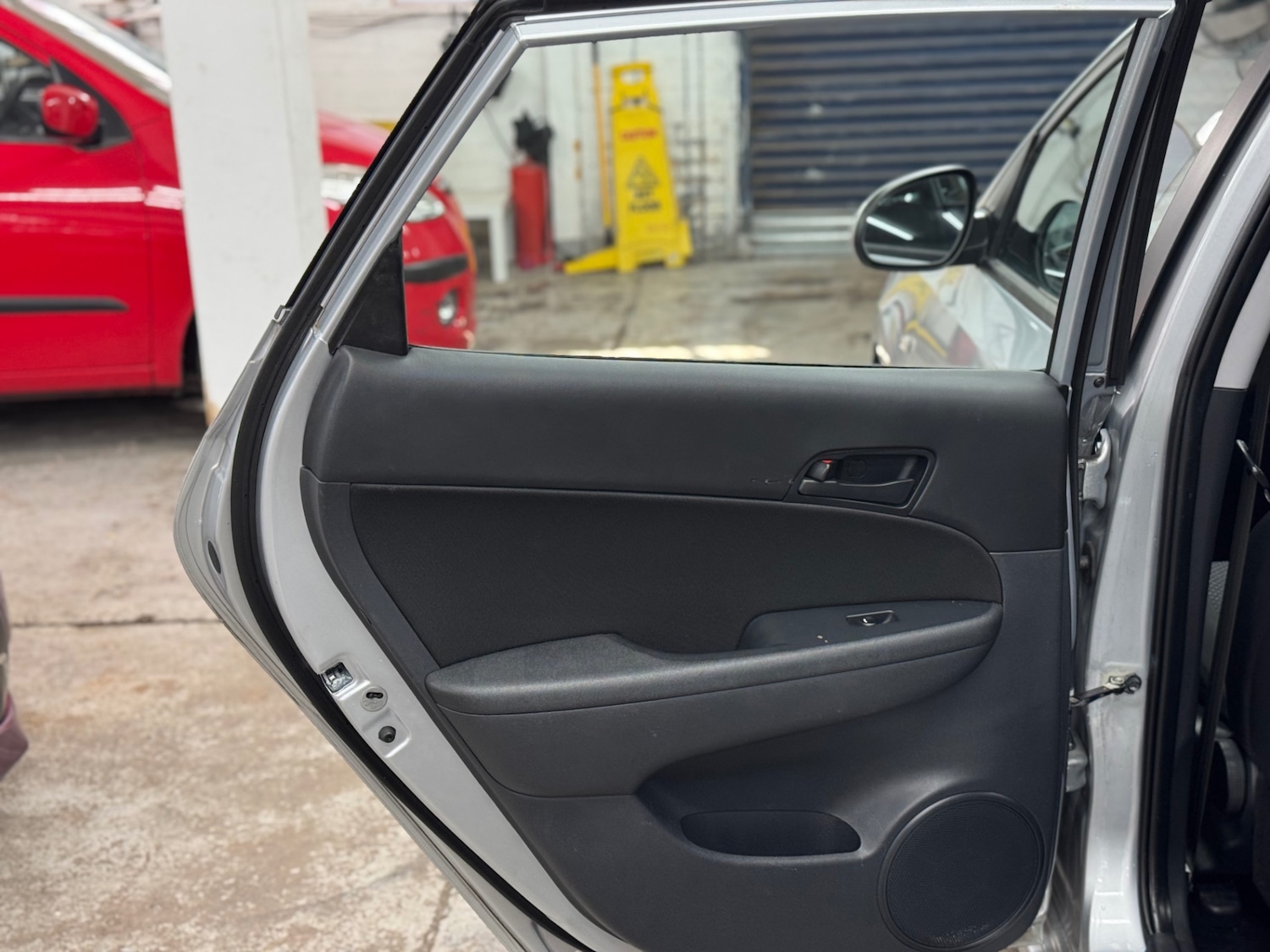 Used Hyundai i30 2010 for sale - 78027519: Photo 15