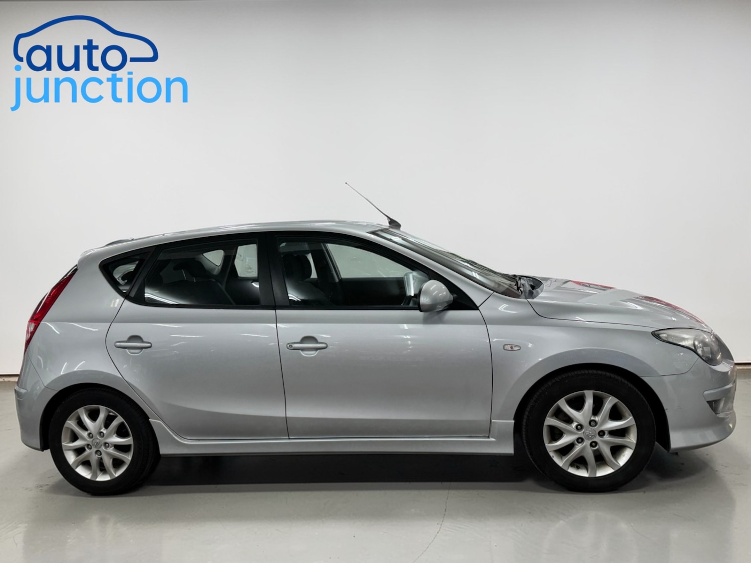 Used Hyundai i30 2010 for sale - 78027519: Photo 5