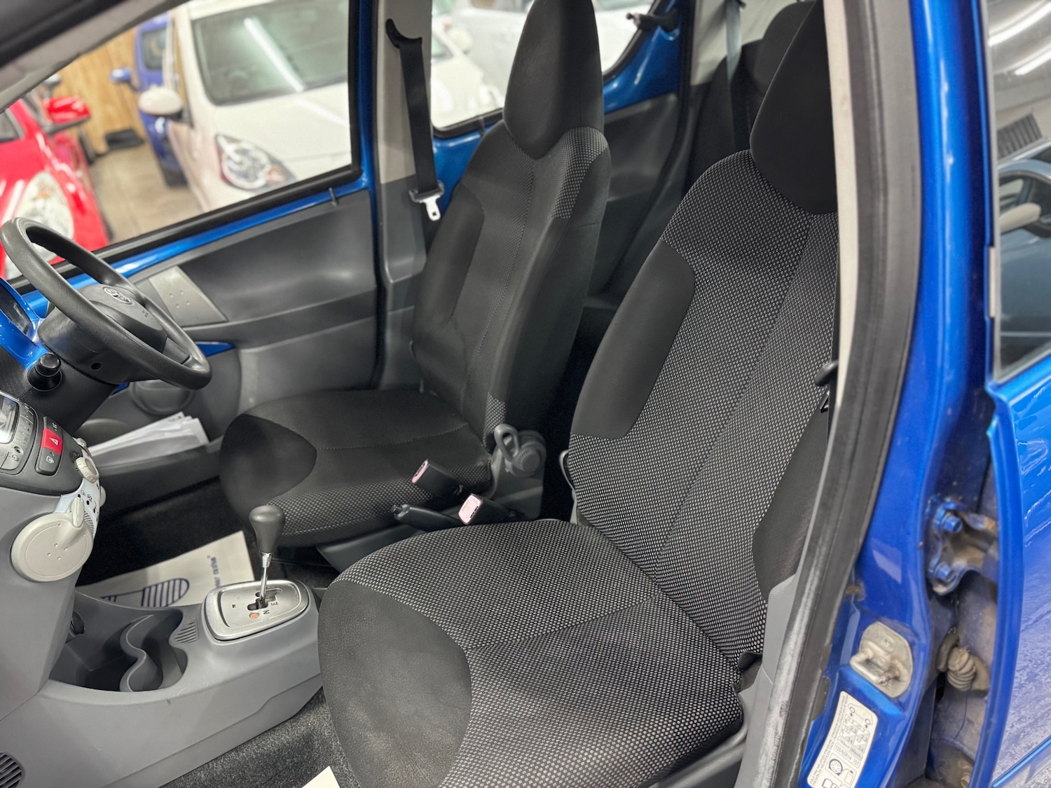 Used Toyota AYGO 2010 for sale - 76388027: Photo 14