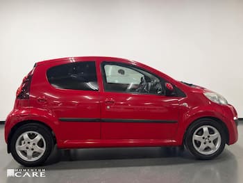 Used Peugeot 107 2013 for sale - 79690493: Photo