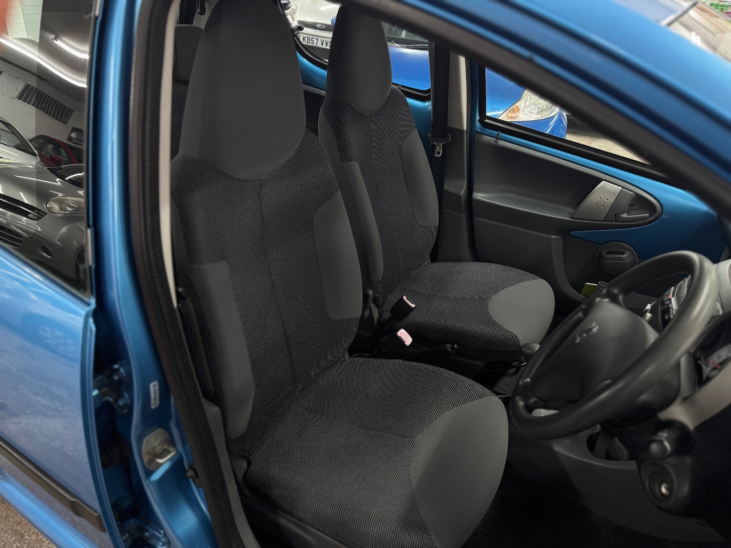 Used Peugeot 107 2008 for sale - 77639642: Photo 10