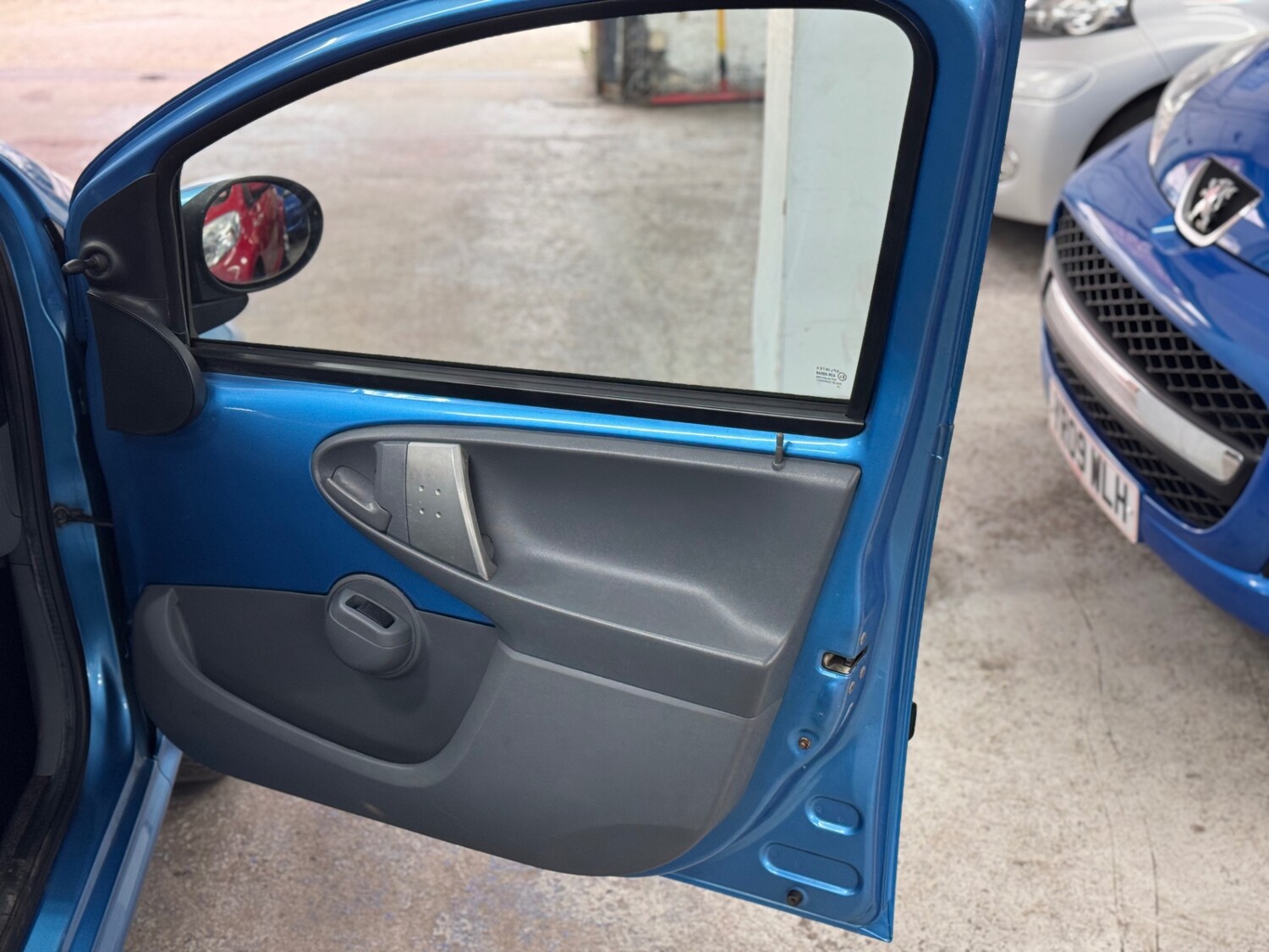 Used Peugeot 107 2008 for sale - 77639642: Photo 12