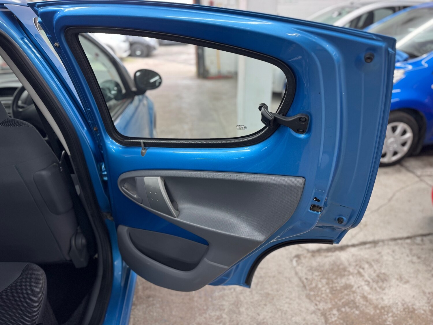 Used Peugeot 107 2008 for sale - 77639642: Photo 14