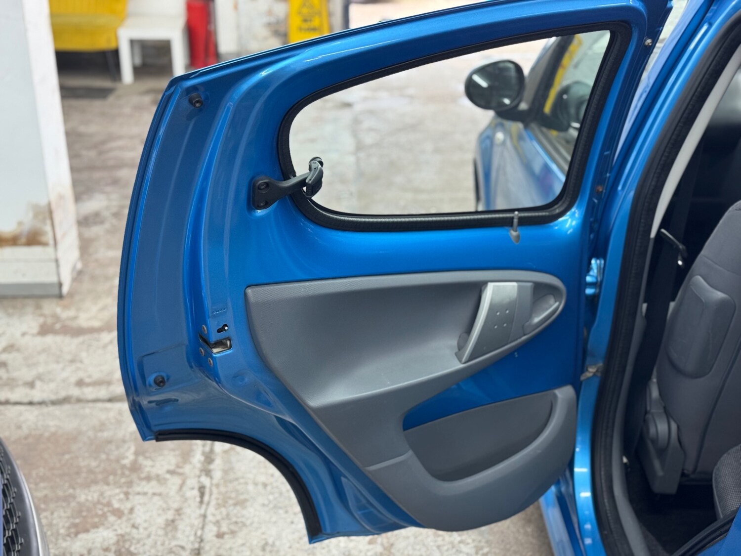 Used Peugeot 107 2008 for sale - 77639642: Photo 15