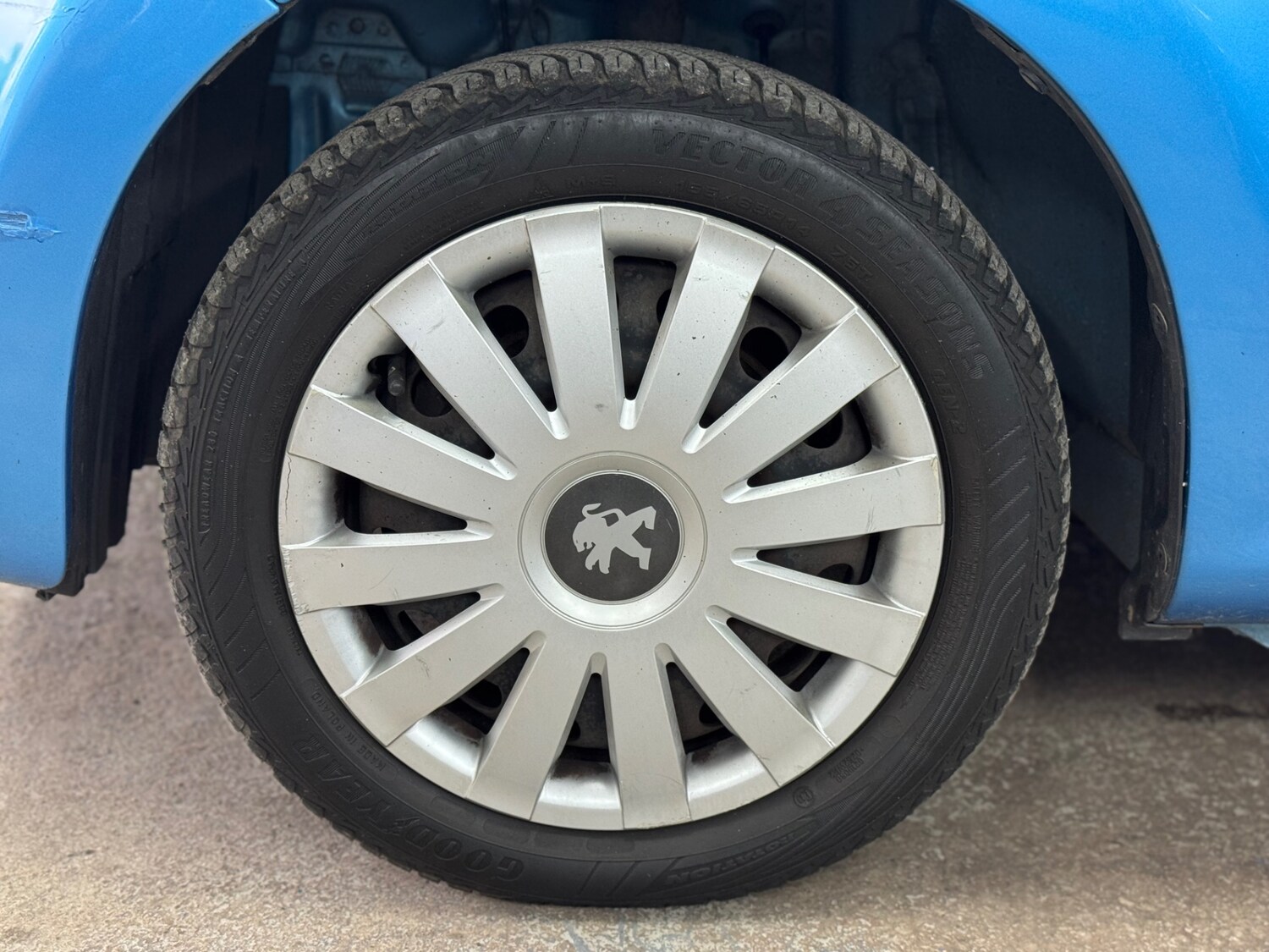 Used Peugeot 107 2008 for sale - 77639642: Photo 17