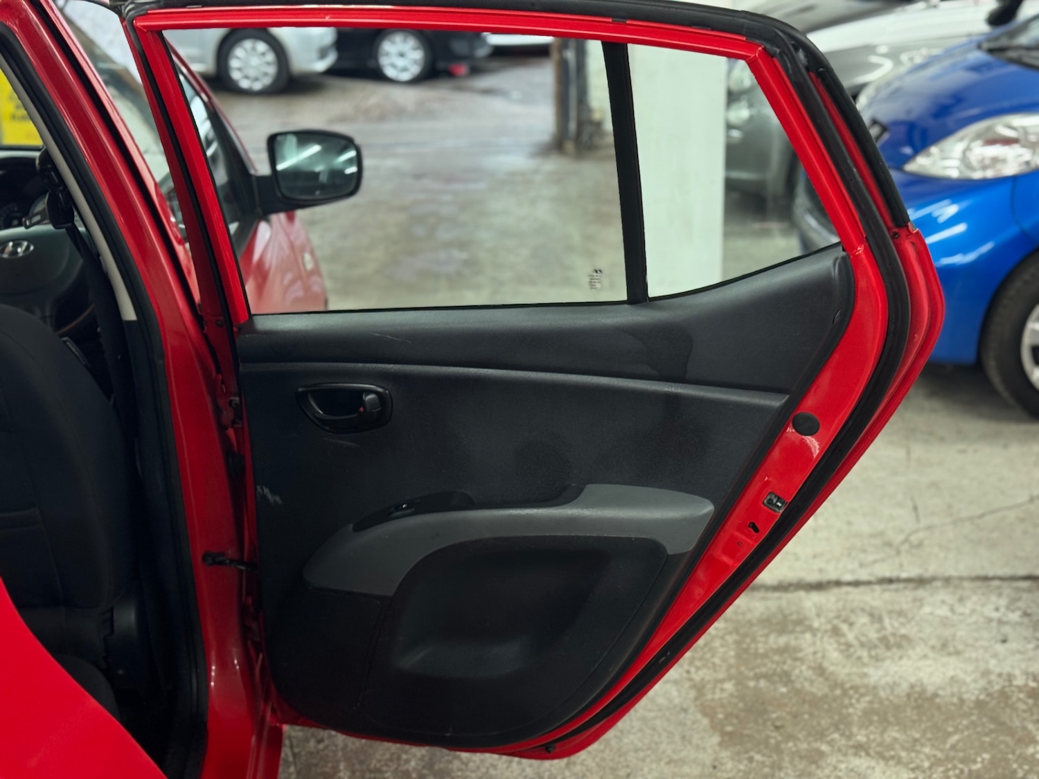 Used Hyundai i10 2009 for sale - 77687735: Photo 12