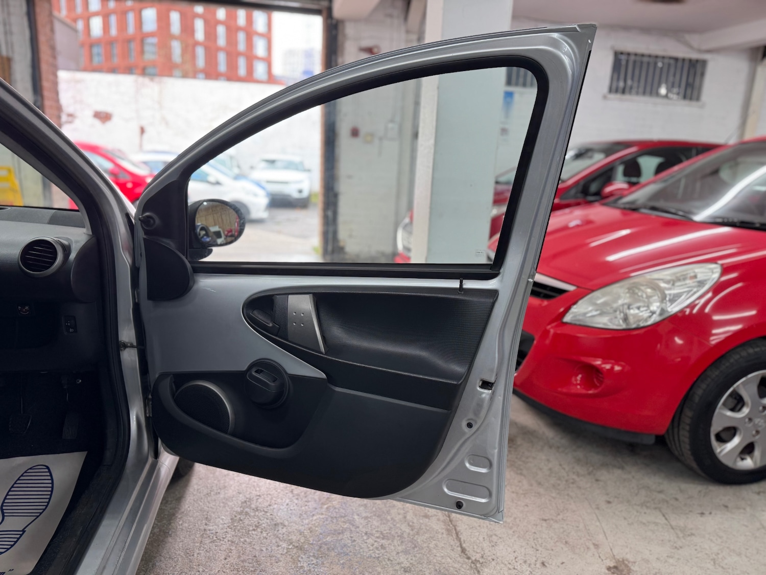 Used Toyota AYGO 2014 for sale - 77069182: Photo 14