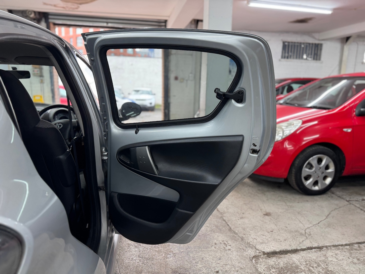 Used Toyota AYGO 2014 for sale - 77069182: Photo 15