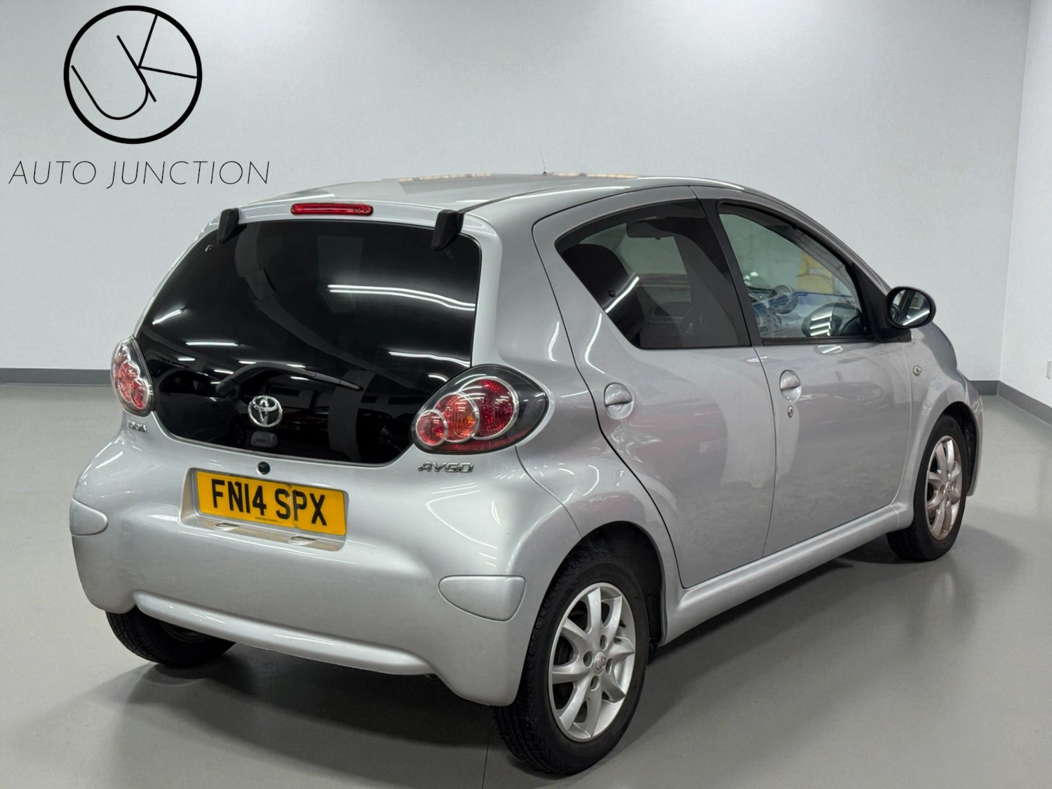 Used Toyota AYGO 2014 for sale - 77069182: Photo 5