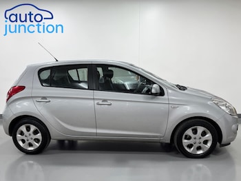 Used Hyundai i20 2009 for sale - 77962353: Photo
