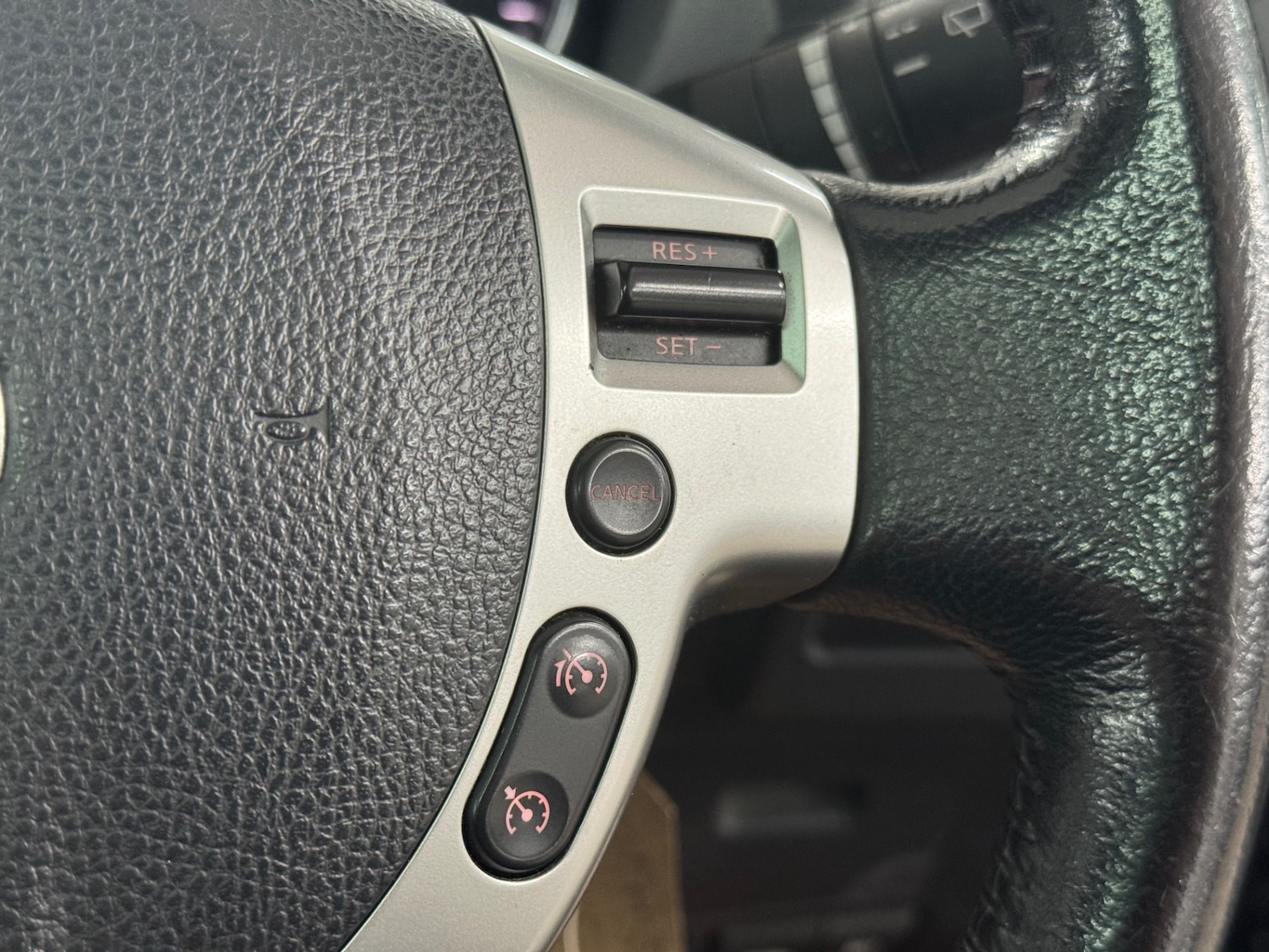 Used Nissan Qashqai 2013 for sale - 77113928: Photo 17