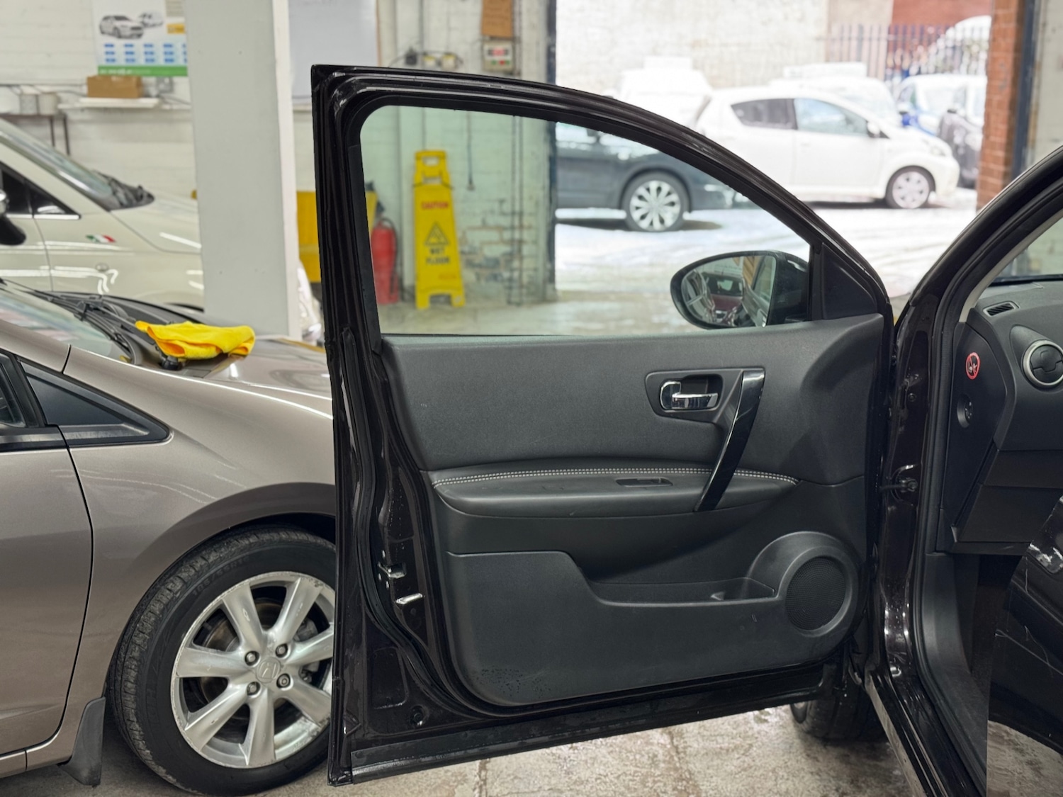 Used Nissan Qashqai 2013 for sale - 77113928: Photo 25