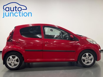 Used Peugeot 107 2013 for sale - 79299917: Photo