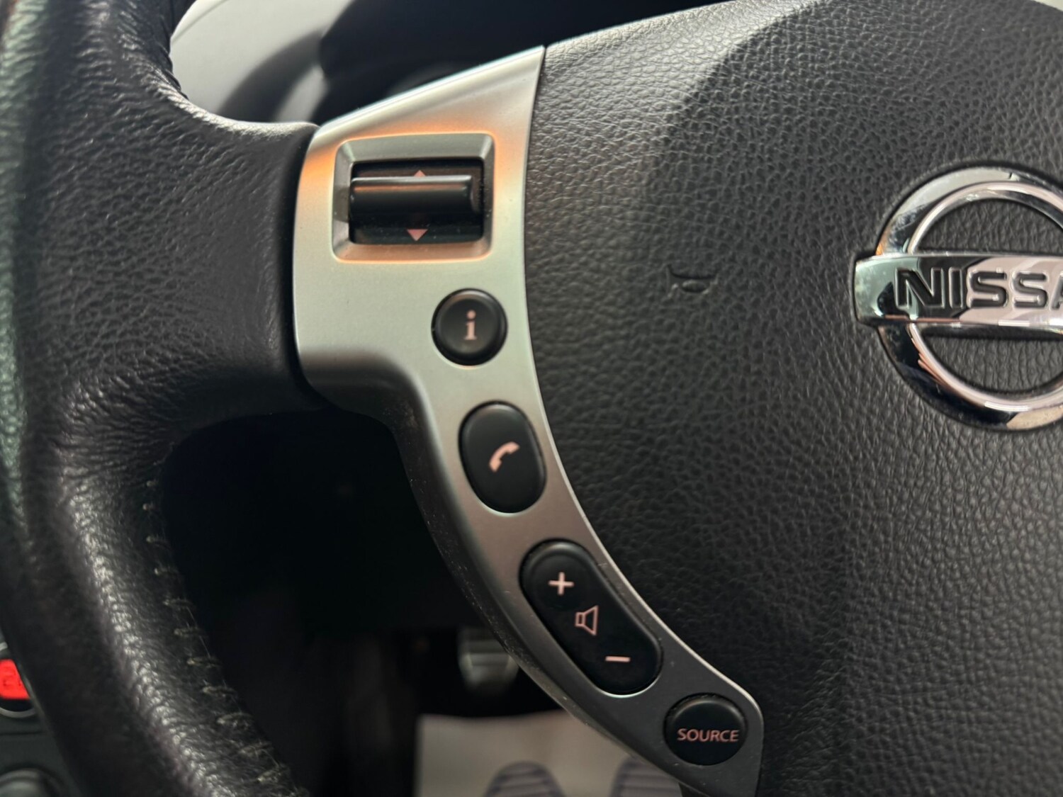 Used Nissan Qashqai 2009 for sale - 77730008: Photo 25