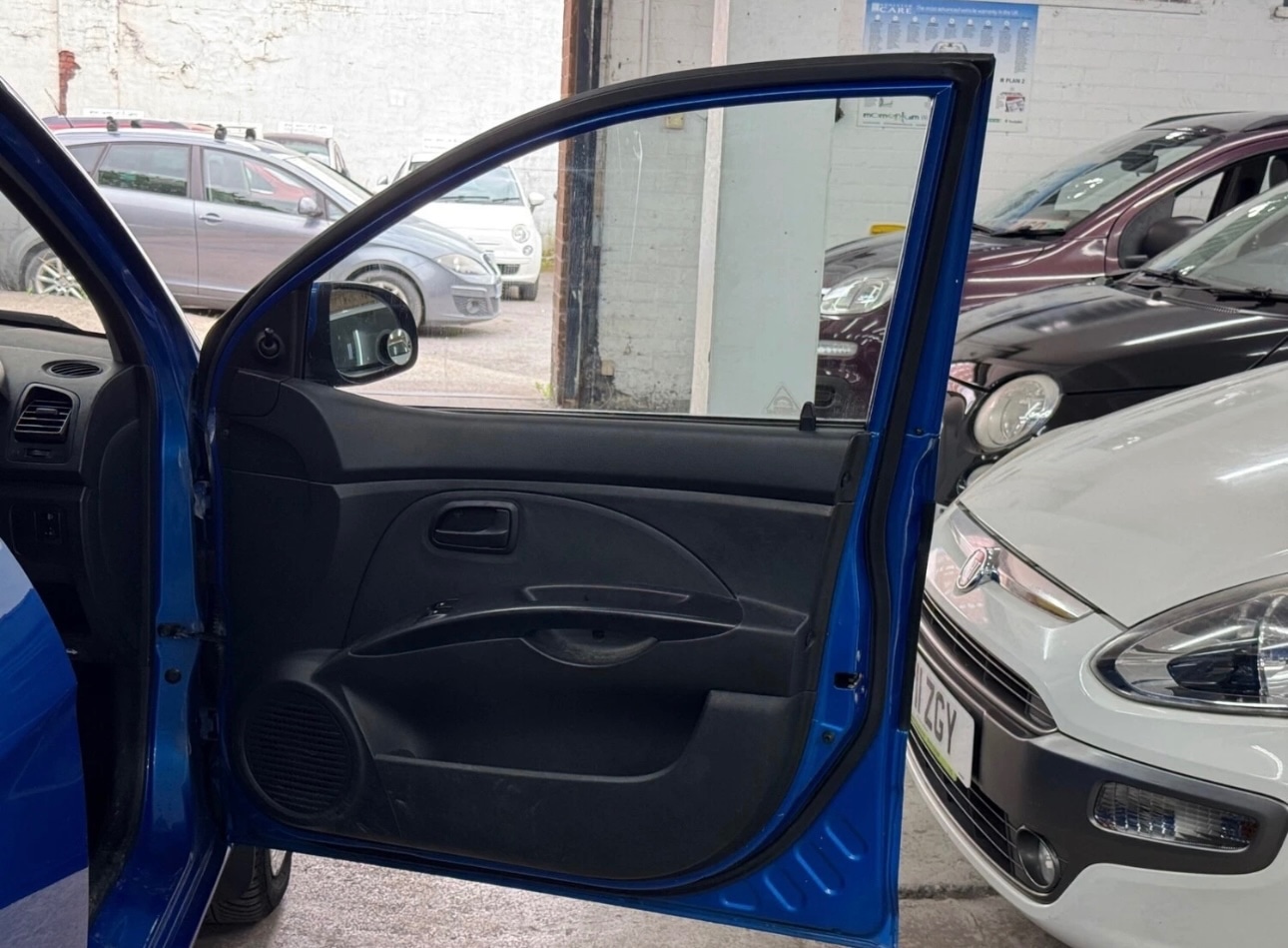 Used Kia Picanto 2010 for sale - 76597505: Photo 13