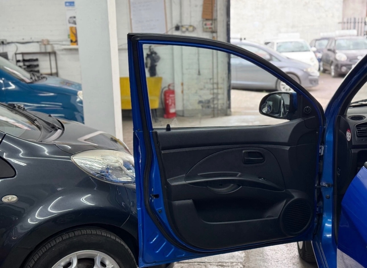 Used Kia Picanto 2010 for sale - 76597505: Photo 15