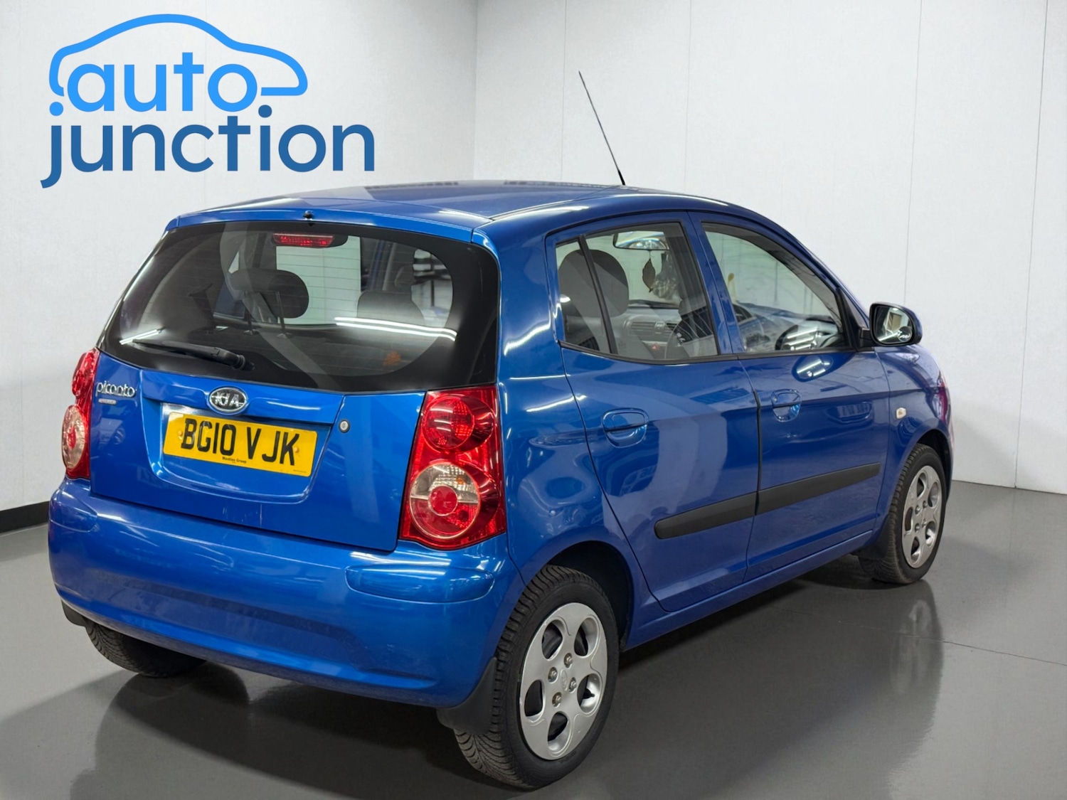 Used Kia Picanto 2010 for sale - 76597505: Photo 6