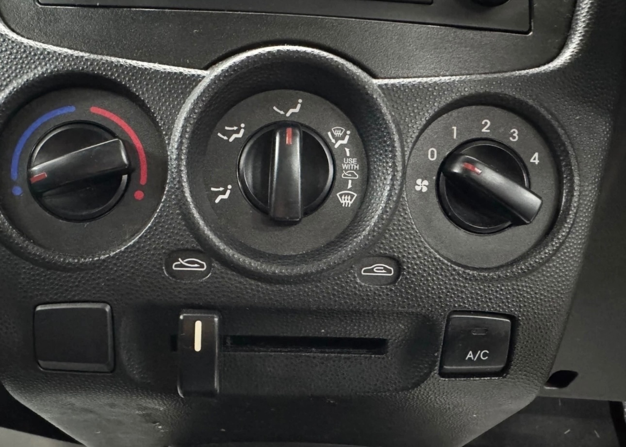 Used Kia Picanto 2010 for sale - 76597505: Photo 9