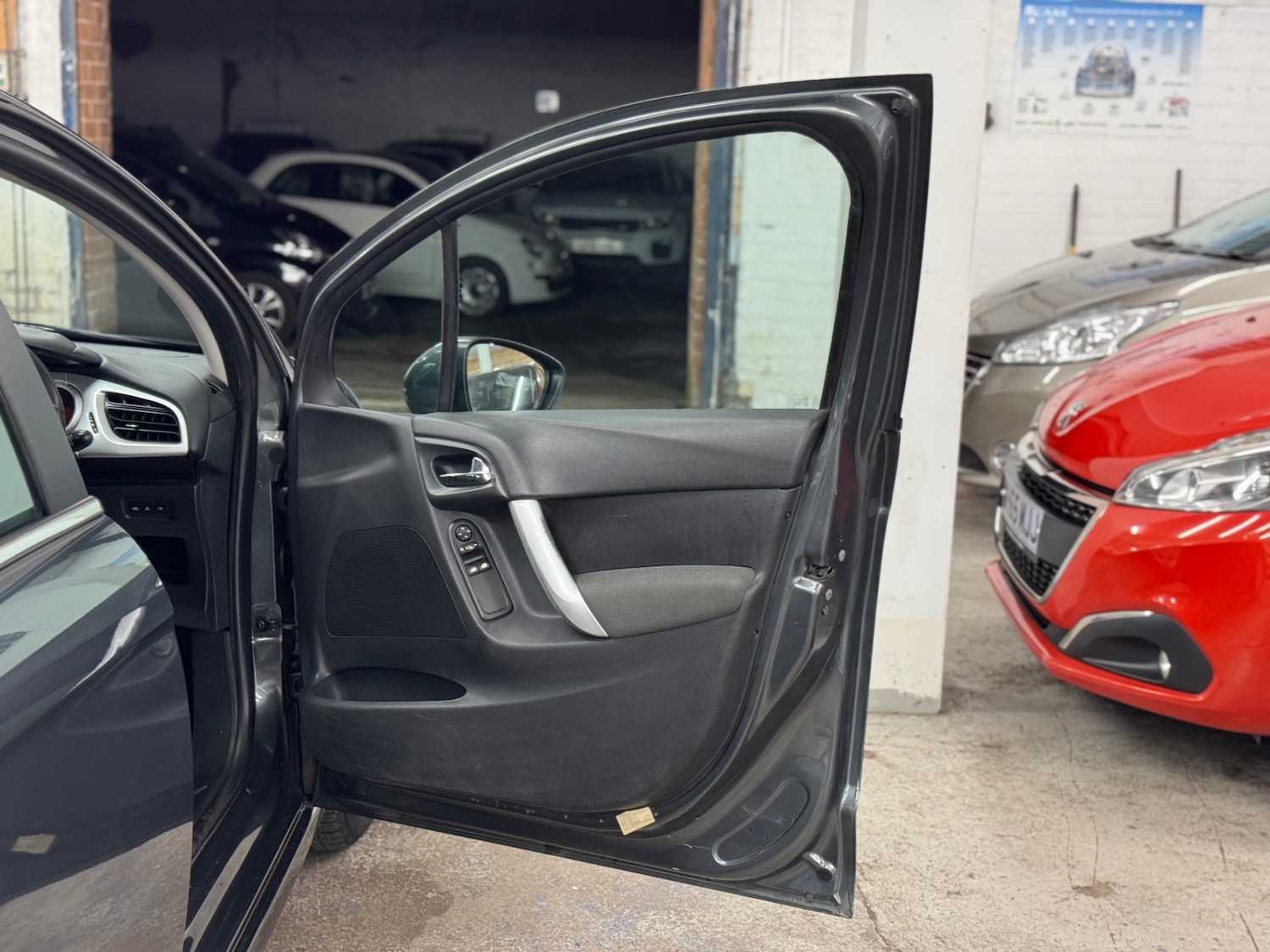 Used Citroen C3 2012 for sale - 77606809: Photo 13