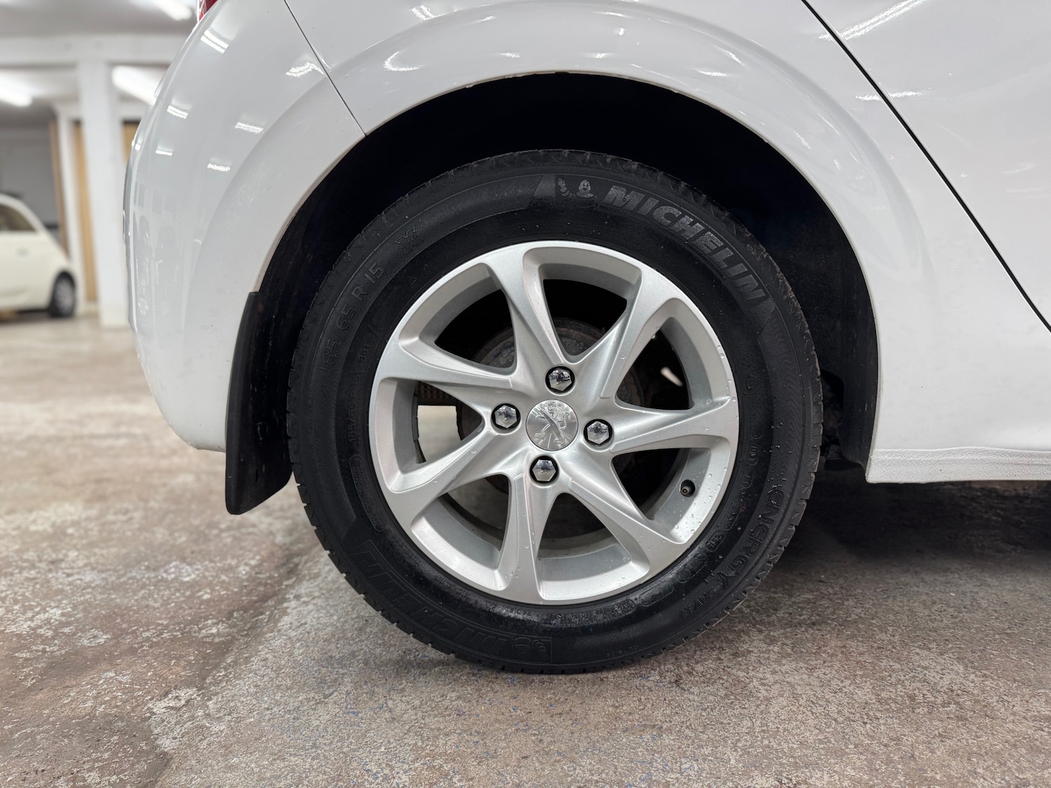 Used Peugeot 208 2015 for sale - 76446129: Photo 27