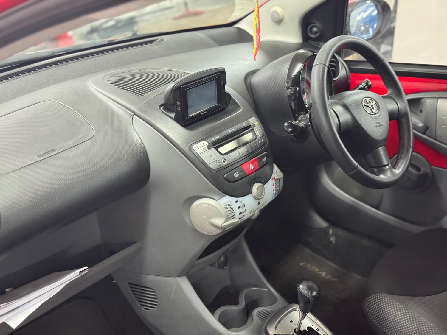 Used Toyota AYGO 2011 for sale - 77284054: Photo 11