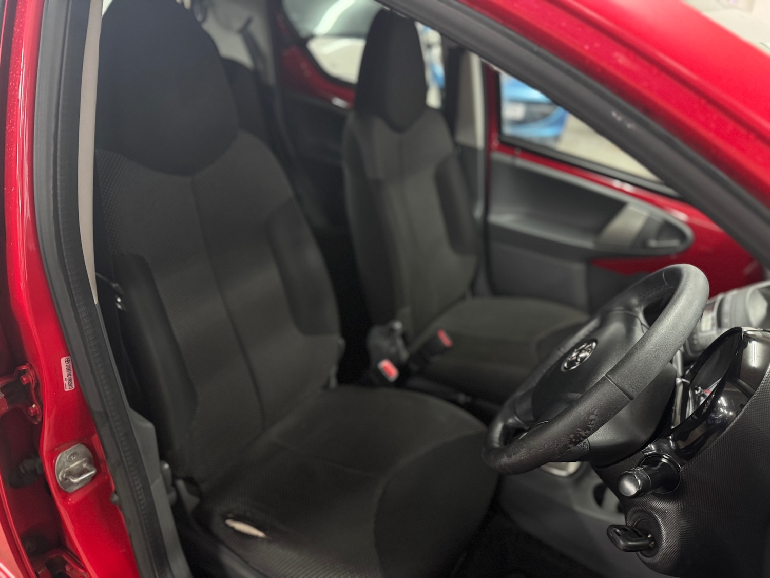 Used Toyota AYGO 2011 for sale - 77284054: Photo 8