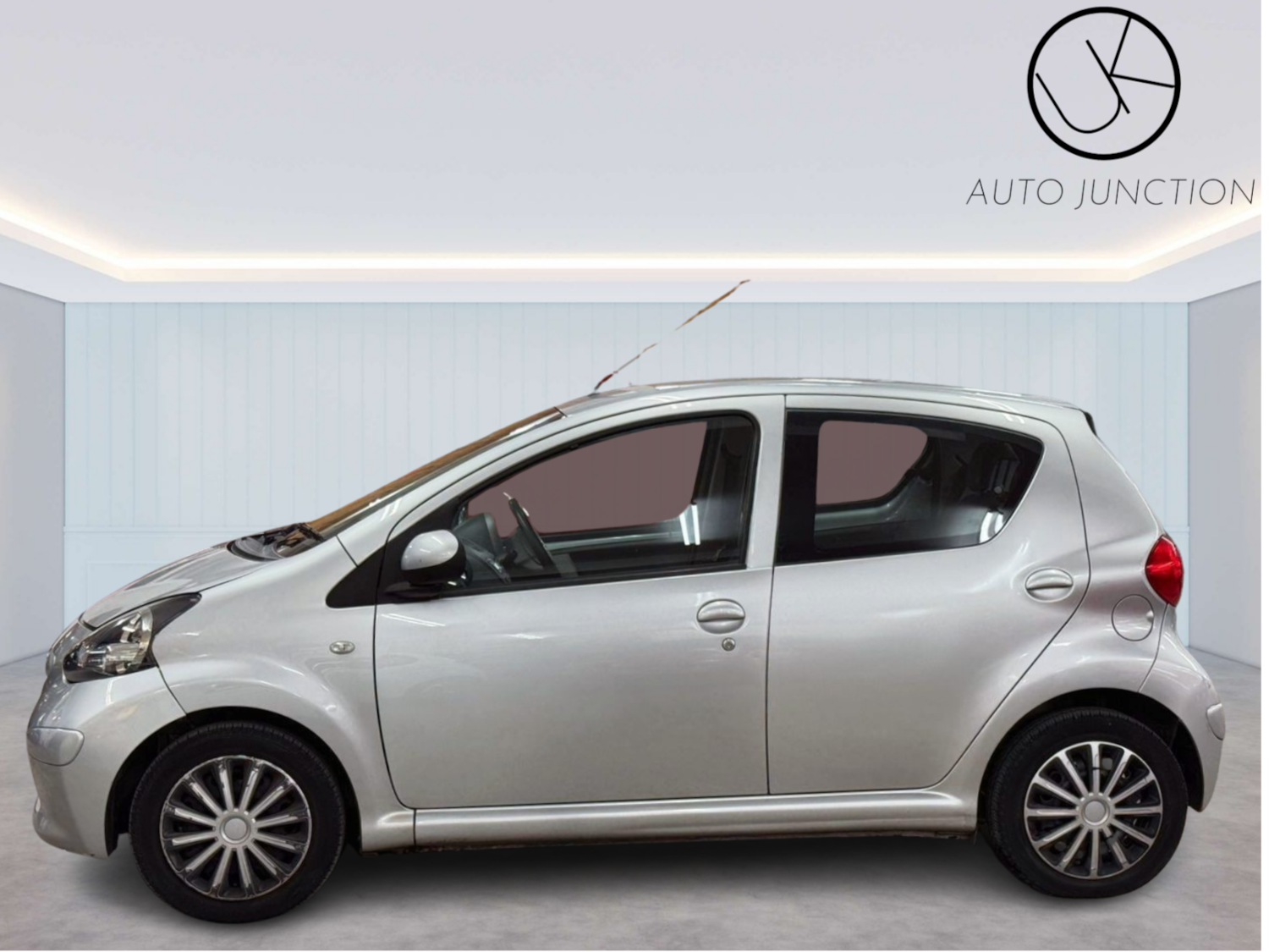 Used Toyota AYGO 2007 for sale - 76134588: Photo 3